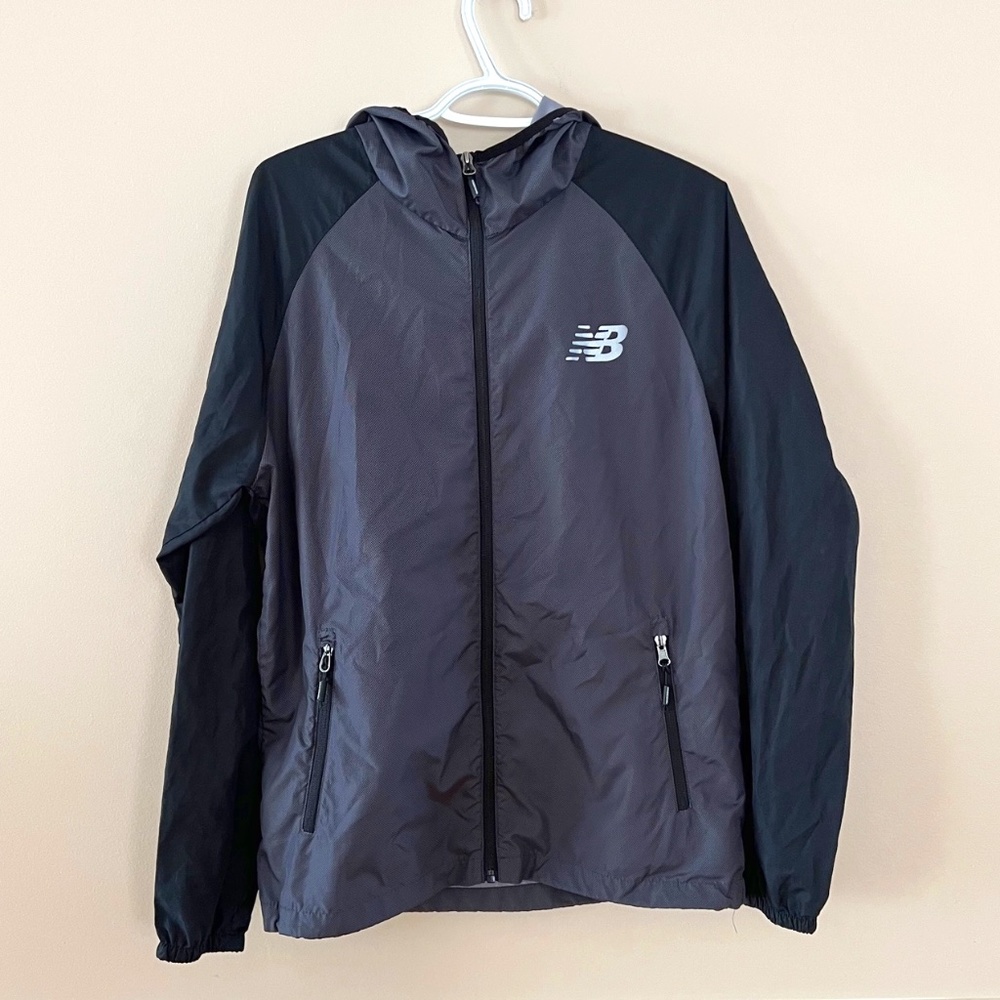 Men's New Balance Hooded Running Jacket Grey & Black Size Small